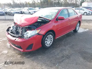 2014 Toyota Camry L with VIN 4T4BF1FK3ER435781, listed as a IAAI auction lot 41882265 with 28,509 mi miles. Bid and sale history available at carsss.com. Image 17.