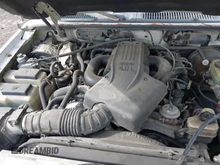 1998 Ford Explorer с VIN 1FMYU22E4WUB38942, выставлен на аукционе IAAI как лот 42188468 с пробегом 226 412 миль миль и . История ставок и продаж доступна на DreamBid. Изображение 10.