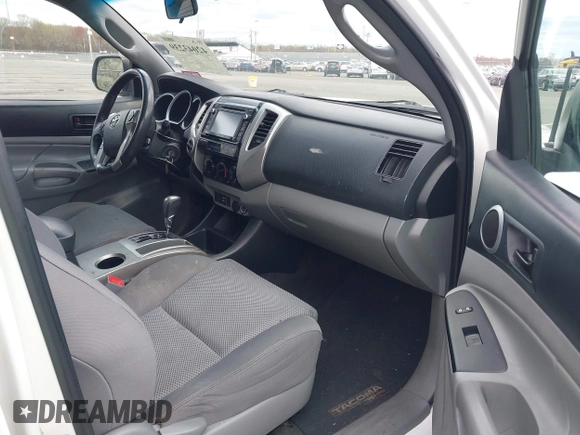 2015 Toyota Tacoma with VIN 5TFLU4EN6FX120947, listed as a IAAI auction lot 42043239 with 125,480 mi miles and . Bid and sale history available at DreamBid. Image 5.