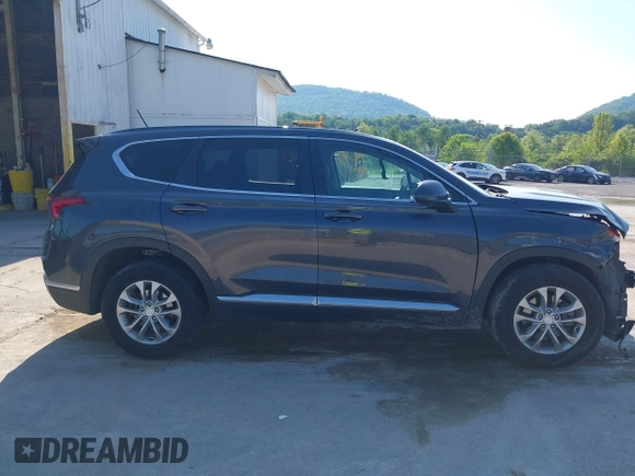 2020 Hyundai Santa Fe SE with VIN 5NMS2CAD1LH229443, listed as a IAAI auction lot 39476214 with 82,140 mi miles. Bid and sale history available at carsss.com. Image 13.