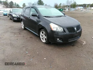 2009 Pontiac Vibe w/1SB with VIN 5Y2SP67029Z421708, listed as a IAAI auction lot 41820308 with 184,640 mi miles. Bid and sale history available at carsss.com. Image 1.