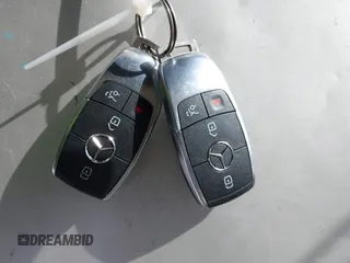 2023 Mercedes-Benz EQB 300 z VIN W1N9M0KB7PN076430, wystawiony jako IAAI lot #41916429 z przebiegiem 18 220 mil mil oraz . Historia ofert i sprzedaży dostępna na DreamBid. Obrazek 11.