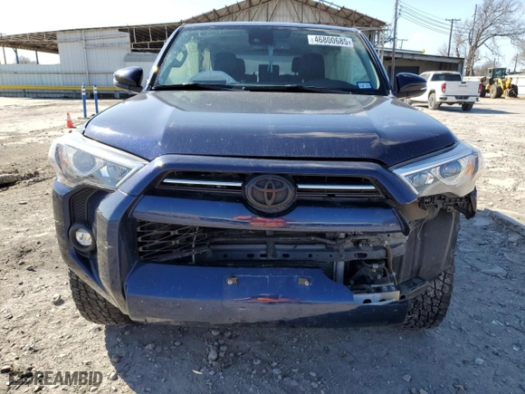 2024 Toyota 4Runner SR5 Premium with VIN JTENU5JR4R6221837, listed as a Copart auction lot 46800685 with 29,679 mi miles and Salvage Title. Bid and sale history available at carsss.com. Image 5.