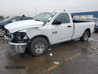 2017 Ram 1500 Tradesman z VIN 3C6JR6DGXHG504669, wystawiony jako Copart lot #43738545 z przebiegiem 151 853 mil mil oraz Czysty tytuł • Clean title. Historia ofert i sprzedaży dostępna na DreamBid. Obrazek 1.
