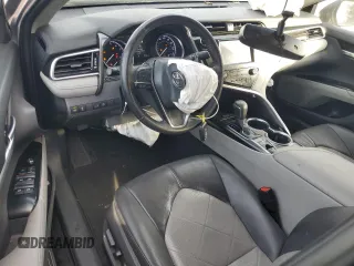 2018 Toyota Camry LE with VIN 4T1B11HK4JU062623, listed as a Copart auction lot 84542804 with 87,281 mi miles and Clean title. Bid and sale history available at DreamBid. Image 8.