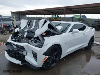 2018 Chevrolet Camaro 2SS with VIN 1G1FH1R79J0152443, listed as a IAAI auction lot 41441751 with 52,384 mi miles. Bid and sale history available at carsss.com. Image 18.