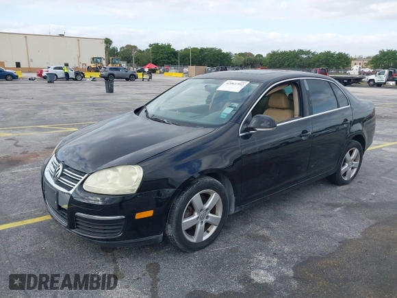 2008 Volkswagen Jetta SE с VIN 3VWRZ71K68M077189, выставлен на аукционе IAAI как лот 42061992 с пробегом Не указан миль и . История ставок и продаж доступна на DreamBid. Изображение 2.