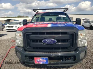 2012 Ford F-250 XL z VIN 1FDBF2A63CEA75803, wystawiony jako Copart lot #48637445 z przebiegiem 118 144 mil mil oraz Szkoda całkowita • Salvage title. Historia ofert i sprzedaży dostępna na DreamBid. Obrazek 5.