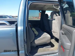 2007 Chevrolet Silverado 1500 LS with VIN 2GCEC13V771133752, listed as a IAAI auction lot 41767688 with 253,845 mi miles and . Bid and sale history available at DreamBid. Image 8.