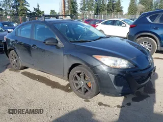 2010 Mazda 3 i Sport z VIN JM1BL1SF3A1271573, wystawiony jako IAAI lot #41360516 z przebiegiem 131 227 mil mil oraz . Historia ofert i sprzedaży dostępna na DreamBid. Obrazek 1.