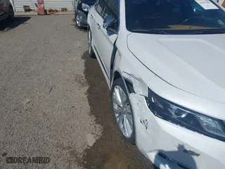 2015 Chevrolet Impala LTZ with VIN 1G1165S37FU131864, listed as a IAAI auction lot 41897287 with 81,307 mi miles. Bid and sale history available at carsss.com. Image 18.