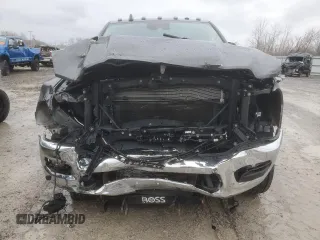 2019 Ram 2500 Tradesman с VIN 3C6UR5CL7KG661623, выставлен на аукционе Copart как лот 48976095 с пробегом 155 841 миль миль и На запчасти • Non repairable. История ставок и продаж доступна на DreamBid. Изображение 5.