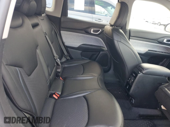 2022 Jeep Compass Altitude with VIN 3C4NJDBB5NT231527, listed as a Copart auction lot 80026874 with 15,664 mi miles and Non Repairable. Bid and sale history available at carsss.com. Image 11.