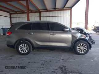 2018 Kia Sorento L with VIN 5XYPG4A37JG414012, listed as a IAAI auction lot 41486456 with 165,262 mi miles. Bid and sale history available at carsss.com. Image 12.