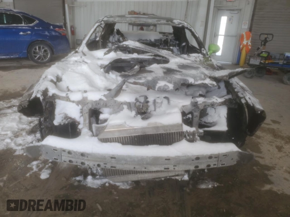 2015 Dodge Challenger R/T with VIN 2C3CDZAT3FH715040, listed as a Copart auction lot 45922875 with Not provided miles and Non repairable. Bid and sale history available at DreamBid. Image 5.