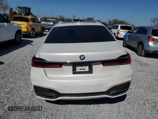 2020 BMW 7 Series 740i with VIN WBA7T2C0XLCD24332, listed as a Copart auction lot 43615885 with 0 mi miles and Clean Title. Bid and sale history available at carsss.com. Image 6.