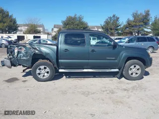 2009 Toyota Tacoma with VIN 3TMLU42N79M027935, listed as a IAAI auction lot 41645051 with 341,601 mi miles. Bid and sale history available at carsss.com. Image 13.