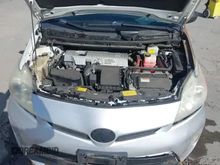 2014 Toyota Prius Four with VIN JTDKN3DU6E1776532, listed as a IAAI auction lot 42068305 with 196,228 mi miles. Bid and sale history available at carsss.com. Image 10.