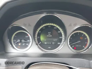 2011 Mercedes-Benz C 300 Sport с VIN WDDGF5EB7BR170896, выставлен на аукционе IAAI как лот 42624546 с пробегом 97 649 миль миль и . История ставок и продаж доступна на DreamBid. Изображение 7.