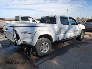 2006 Toyota Tacoma z VIN 5TEMU52N76Z249187, wystawiony jako Copart lot #53511195 z przebiegiem 247 808 mil mil oraz Szkoda całkowita • Salvage title. Historia ofert i sprzedaży dostępna na DreamBid. Obrazek 3.