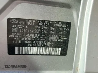 2014 Hyundai Azera Limited with VIN KMHFH4JG1EA424029, listed as a Copart auction lot 61127415 with 209,844 mi miles and Clean title. Bid and sale history available at DreamBid. Image 12.