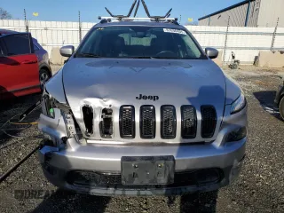2018 Jeep Cherokee Limited с VIN 1C4PJLDB0JD573676, выставлен на аукционе Copart как лот 87696405 с пробегом 87 593 миль миль и Списание • Salvage title. История ставок и продаж доступна на DreamBid. Изображение 5.