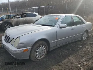 2001 Mercedes-Benz E-Class AWD with VIN WDBJF82J61X055258, listed as a Copart auction lot 42396765 with 0 mi miles and Salvage Title. Bid and sale history available at carsss.com. Image 1.