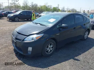 2011 Toyota Prius I with VIN JTDKN3DU8B1433698, listed as a IAAI auction lot 42124404 with 223,576 mi miles. Bid and sale history available at carsss.com. Image 2.