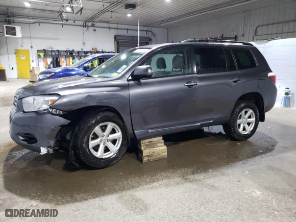 2009 Toyota Highlander with VIN JTEES41A892151163, listed as a Copart auction lot 61008864 with 331,606 mi miles and Salvage Title. Bid and sale history available at carsss.com. Image 1.