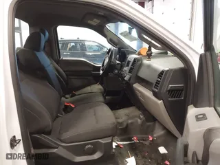 2019 Ford F-150 XL with VIN 1FTMF1C53KKE18847, listed as a IAAI auction lot 41526344 with 184,942 mi miles. Bid and sale history available at carsss.com. Image 5.