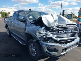 2022 Ram 2500 Laramie with VIN 3C6UR5FJ8NG386875, listed as a IAAI auction lot 41705821 with 44,167 mi miles. Bid and sale history available at carsss.com. Image 1.