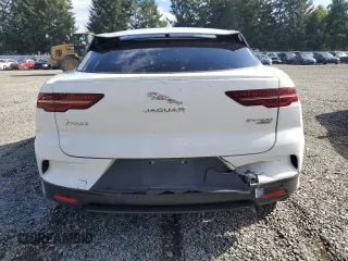 2019 Jaguar I-Pace SE z VIN SADHC2S1XK1F75903, wystawiony jako Copart lot #70219803 z przebiegiem 31 942 mil mil oraz . Historia ofert i sprzedaży dostępna na DreamBid. Obrazek 6.