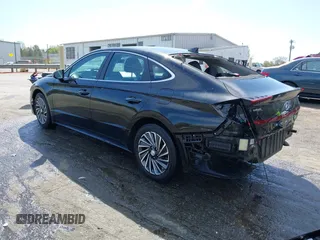 2022 Hyundai Sonata Hybrid SEL with VIN KMHL34JJ9NA045924, listed as a IAAI auction lot 41918996 with 86,081 mi miles. Bid and sale history available at carsss.com. Image 3.