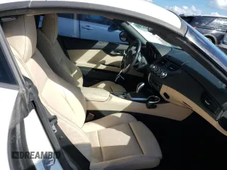 2015 BMW Z4 sDrive28i with VIN WBALL5C52FP557045, listed as a Copart auction lot 73716594 with 64,669 mi miles and Clean Title. Bid and sale history available at carsss.com. Image 10.