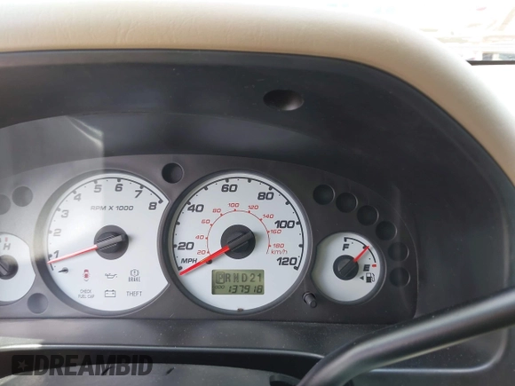 2003 Ford Escape Limited z VIN 1FMCU94163KA63424, wystawiony jako IAAI lot #42737023 z przebiegiem 137 918 mil mil oraz . Historia ofert i sprzedaży dostępna na DreamBid. Obrazek 7.