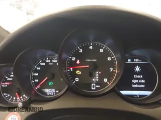 2016 Porsche Cayenne with VIN WP1AA2A26GLA10357, listed as a IAAI auction lot 41370956 with 96,026 mi miles. Bid and sale history available at carsss.com. Image 7.