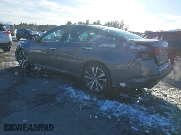 2019 Nissan Altima 2.5 Platinum with VIN 1N4BL4FW0KC229384, listed as a IAAI auction lot 41585970 with 112,087 mi miles. Bid and sale history available at carsss.com. Image 3.