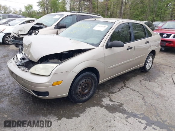 2006 Ford Focus S with VIN 1FAFP34N16W150966, listed as a IAAI auction lot 42038422 with 162,052 mi miles and . Bid and sale history available at carsss.com. Image 2.