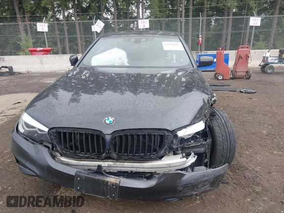 2019 BMW 5 Series 530i с VIN WBAJA5C53KBX87813, выставлен на аукционе IAAI как лот 42541607 с пробегом 91 922 миль миль и . История ставок и продаж доступна на DreamBid. Изображение 12.