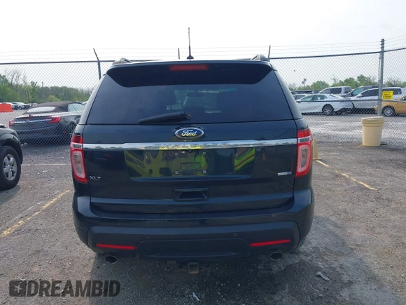 2014 Ford Explorer XLT z VIN 1FM5K8D88EGA98879, wystawiony jako IAAI lot #42135156 z przebiegiem 221 590 mil mil oraz . Historia ofert i sprzedaży dostępna na DreamBid. Obrazek 16.