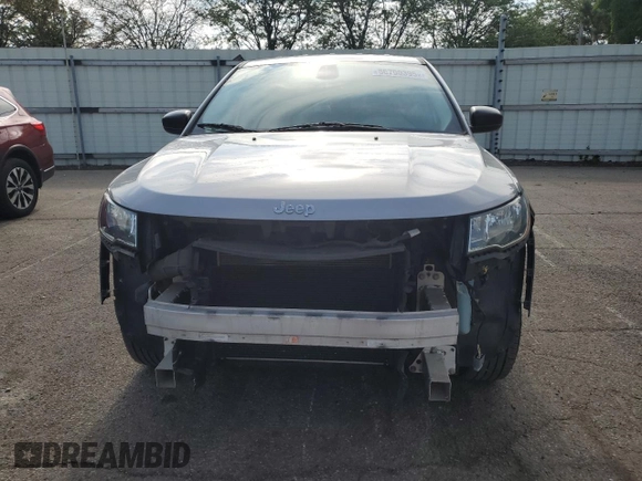 2018 Jeep Compass Sport with VIN 3C4NJCAB5JT272312, listed as a Copart auction lot 56700395 with 131,693 mi miles and Salvage title. Bid and sale history available at DreamBid. Image 5.