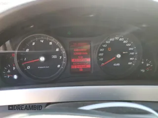 2008 Pontiac G8 with VIN 6G2ER57728L128527, listed as a Copart auction lot 70148574 with 225,081 mi miles and Salvage Title. Bid and sale history available at carsss.com. Image 9.