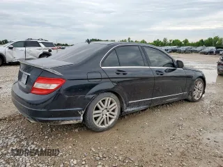 2009 Mercedes-Benz C 300 Sport z VIN WDDGF54X69R072918, wystawiony jako Copart lot #60755415 z przebiegiem 232 308 mil mil oraz Czysty tytuł • Clean title. Historia ofert i sprzedaży dostępna na DreamBid. Obrazek 3.