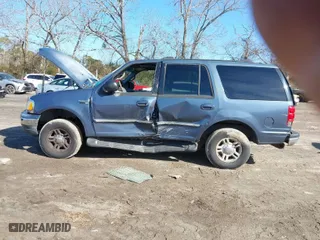 2001 Ford Expedition XLT with VIN 1FMPU16L41LA35288, listed as a IAAI auction lot 41442505 with 1 mi miles. Bid and sale history available at carsss.com. Image 9.
