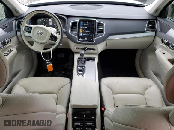 2021 Volvo XC90 Momentum z VIN YV4102CK2M1751708, wystawiony jako Copart lot #85919094 z przebiegiem 57 793 mil mil oraz Szkoda całkowita • Salvage title. Historia ofert i sprzedaży dostępna na DreamBid. Obrazek 8.