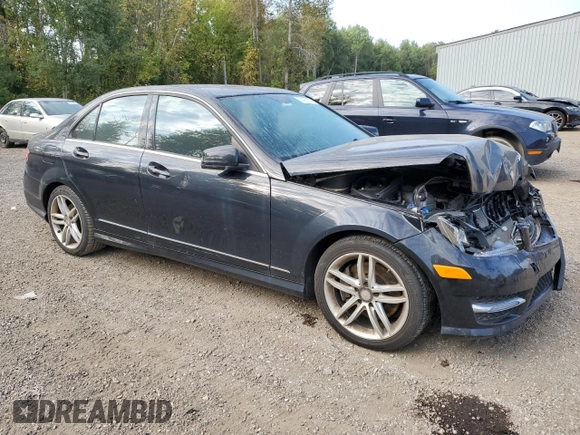 2013 Mercedes-Benz C 300 Sport with VIN WDDGF8AB1DA819150, listed as a Copart auction lot 70980134 with 133,038 mi miles and Salvage Title. Bid and sale history available at DreamBid. Image 4.