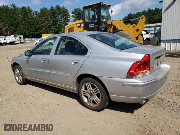 2008 Volvo S60 2.5T with VIN YV1RS592982681305, listed as a Copart auction lot 68937234 with 0 mi miles and Salvage Title. Bid and sale history available at carsss.com. Image 2.