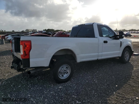 2017 Ford Super Duty F-250 SRW XL with VIN 1FTBF2A68HEB56355, listed as a Copart auction lot 77892084 with 142,921 mi miles and Salvage Title. Bid and sale history available at carsss.com. Image 3.