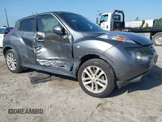 2013 Nissan Juke SL z VIN JN8AF5MV7DT225403, wystawiony jako IAAI lot #41994513 z przebiegiem 174 580 mil mil oraz . Historia ofert i sprzedaży dostępna na DreamBid. Obrazek 1.
