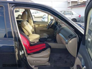 2009 Kia Borrego LX with VIN KNDJJ741295023955, listed as a IAAI auction lot 41605112 with 157,034 mi miles. Bid and sale history available at carsss.com. Image 5.